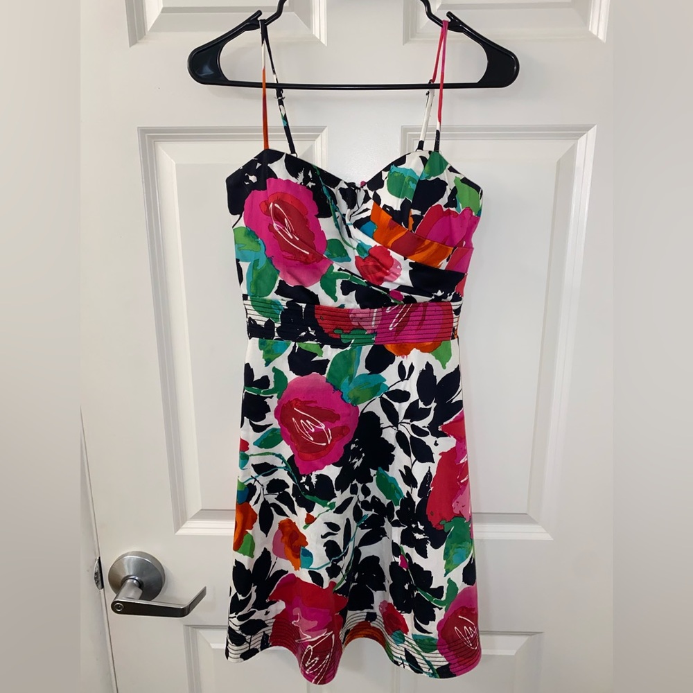 B. Smart Floral Spaghetti Strap Dress